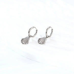 Small Silver Shells Dangle Earring